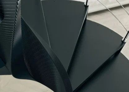 Scala a chiocciola elicoidale modello e20 gmp particolare gradino